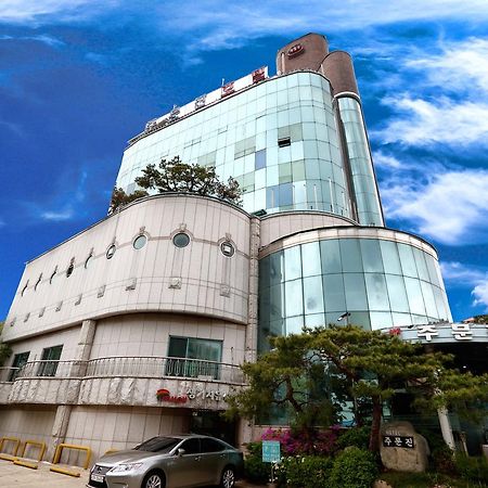 Jumunjin Hotel Каннын Экстерьер фото